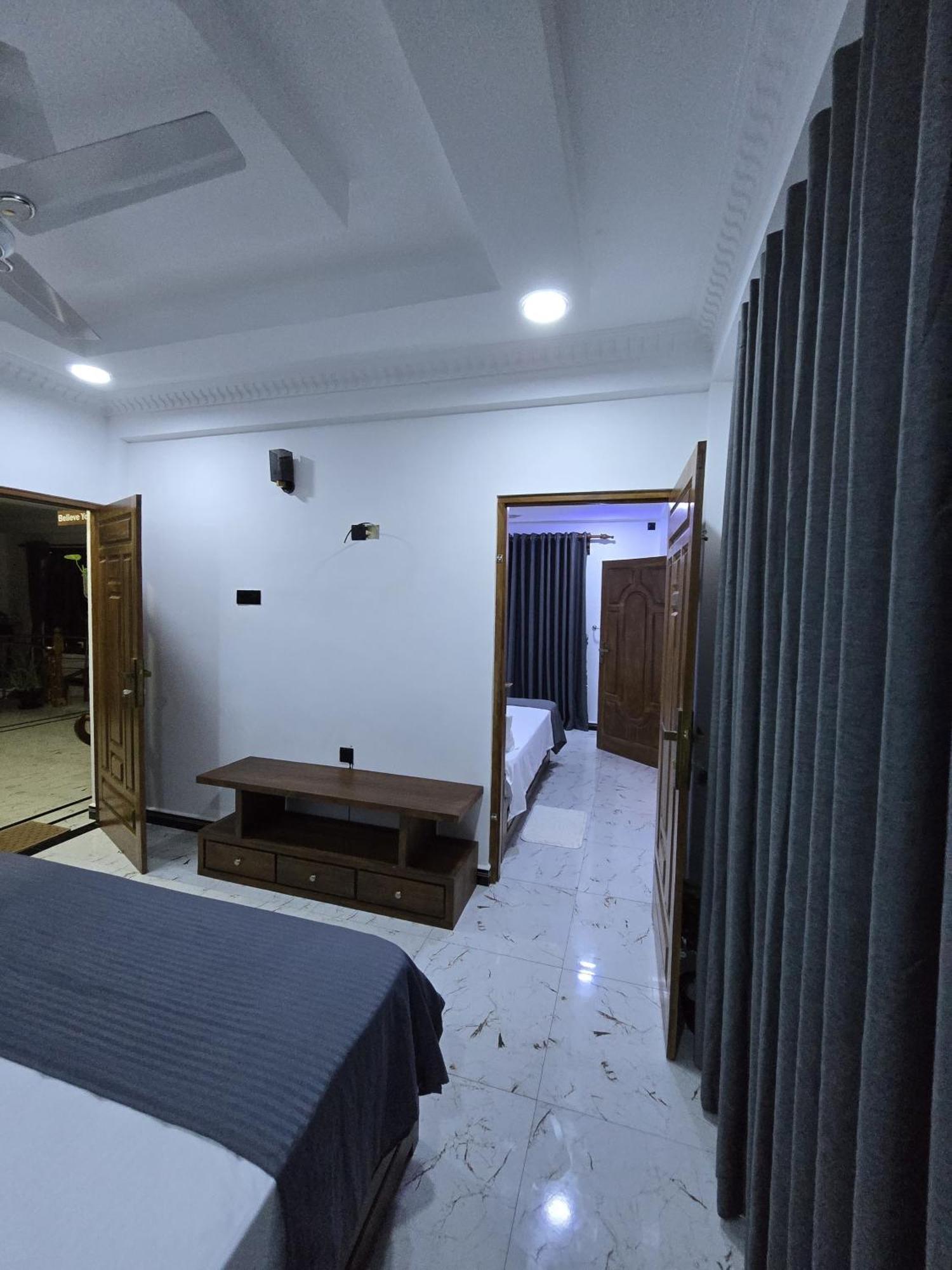 Munril Guest Apartamento Jaffna Exterior foto