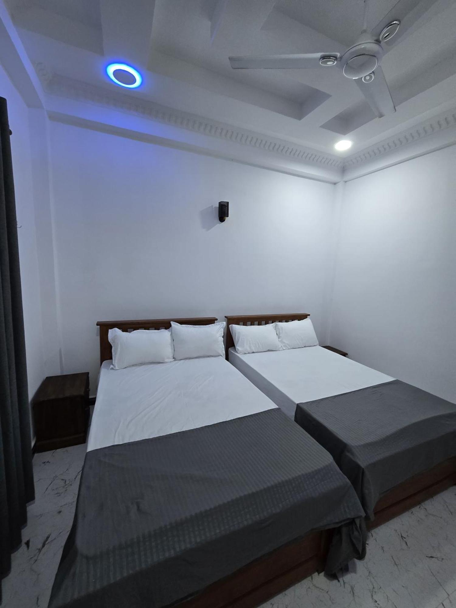 Munril Guest Apartamento Jaffna Exterior foto